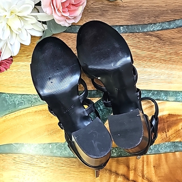 Nine West Black Leather Strappy Sandals | Size 8.5 M - Picture 6 of 7